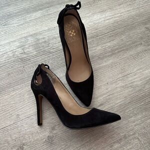 Vince Camuto Black Suede Heels Sz 6 cooperated girl
